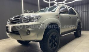 foto de Autos marca Toyota seminuevo modelo Fortuner 4.0 año 2010