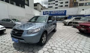 foto de Autos marca Hyundai seminuevo modelo Santa Fe 4x2 año 2009 en Quito