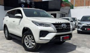 foto de Autos marca Toyota seminuevo modelo New Fortuner año 2022