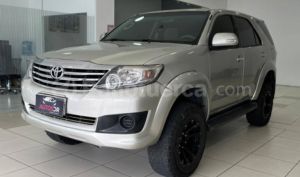 foto de Autos marca Toyota seminuevo modelo New Fortuner año 2015