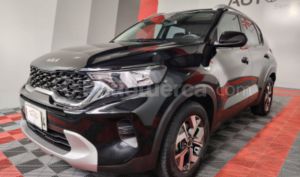 foto de Autos marca Kia seminuevo modelo Sonet año 2023 en Quito