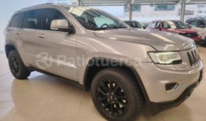 foto de Autos marca Jeep seminuevo modelo Cherokee Laredo XJ año 2015