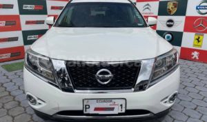 foto de Autos marca Nissan seminuevo modelo Pathfinder año 2016 en Quito