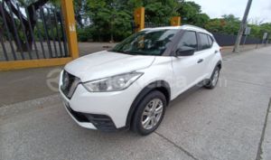 foto de Autos marca Nissan seminuevo modelo Kicks Drive año 2018 en Guayaquil