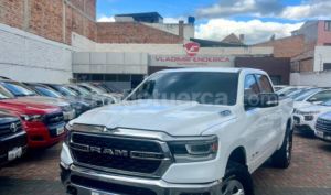 foto de Autos marca Ram seminuevo modelo 1500 BIGHORN ETORQUE año 2022 en Cuenca