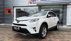 foto de Autos marca Toyota seminuevo modelo RAV 4 año 2019 en Cuenca