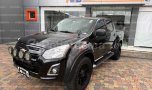 foto de Autos marca Chevrolet seminuevo modelo D-MAX CRDI HI RIDE año 2024 en Cuenca