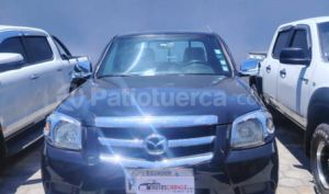 foto de Autos marca Mazda seminuevo modelo BT-50 TSX 4X4 año 2015 en Quito