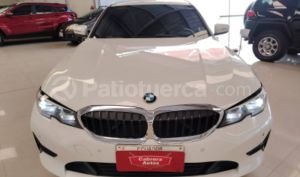 foto de Autos marca BMW seminuevo modelo 320 año 2020 en Quito