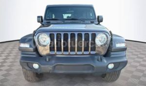 foto de Autos marca Jeep seminuevo modelo Wrangler Sport año 2023 en Ibarra