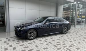 foto de Autos marca Mercedes Benz seminuevo modelo C300 AMG LINE año 2022 en Quito