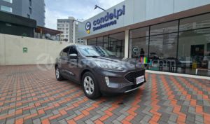 foto de Autos marca Ford seminuevo modelo Escape Trend año 2023 en Quito