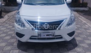 foto de Autos marca Nissan seminuevo modelo Versa año 2018 en Quito