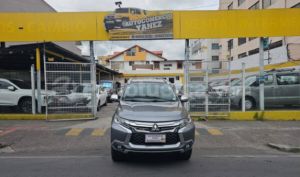 foto de Autos marca Mitsubishi seminuevo modelo Montero Sport Diesel año 2017 en Quito