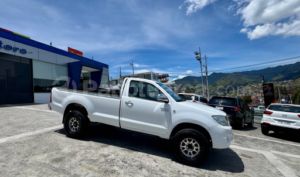 foto de Autos marca Toyota seminuevo modelo Hilux año 2011 en Loja