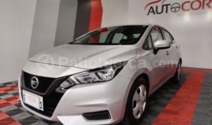 foto de Autos marca Nissan seminuevo modelo Versa año 2022 en Quito
