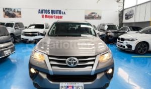 foto de Autos marca Toyota seminuevo modelo Fortuner año 2020