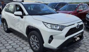 foto de Autos marca Toyota seminuevo modelo RAV 4 año 2020