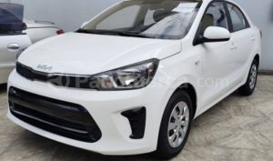 foto de Autos marca Kia seminuevo modelo Soluto LX año 2026