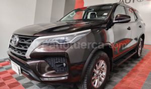 foto de Autos marca Toyota seminuevo modelo New Fortuner año 2022