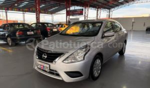 foto de Autos marca Nissan seminuevo modelo Versa año 2018