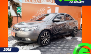 foto de Autos marca Kia seminuevo modelo CERATO LX año 2015 en Quito