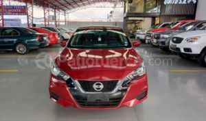 foto de Autos marca Nissan seminuevo modelo Versa año 2022 en Quito