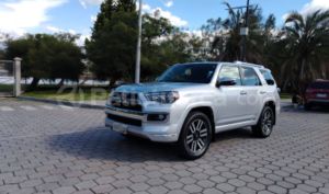 foto de Autos marca Toyota seminuevo modelo 4Runner Limited año 2016 en Quito