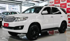 foto de Autos marca Toyota seminuevo modelo Fortuner año 2015 en Quito