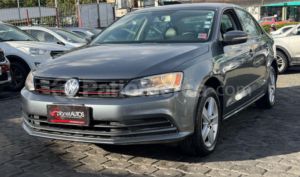 foto de Autos marca Volkswagen seminuevo modelo Jetta 163VJ1 año 2017 en Quito