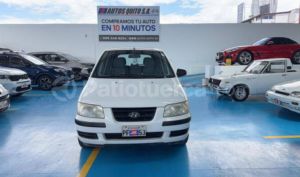 foto de Autos marca Hyundai seminuevo modelo Matrix año 2003