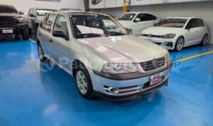 foto de Autos marca Volkswagen seminuevo modelo GOL CONFORT año 2003 en Quito