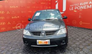 foto de Autos marca Renault seminuevo modelo Logan Dynamique año 2010