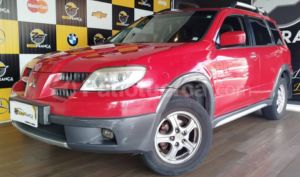 foto de Autos marca Mitsubishi seminuevo modelo Outlander año 2005 en Quito