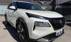 foto de Autos marca Nissan seminuevo modelo X-trail Epower Exclusive e-4ORCE EV año 2024