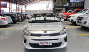 foto de Autos marca Kia seminuevo modelo RIO LX año 2019