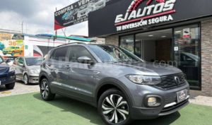 foto de Autos marca Volkswagen seminuevo modelo T-CROSS CONFORTLINE AC año 2024