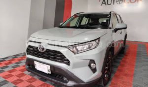 foto de Autos marca Toyota seminuevo modelo RAV 4 año 2020