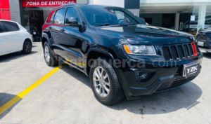 foto de Autos marca Jeep seminuevo modelo Cherokee Limited año 2015 en Quito