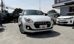 foto de Autos marca Suzuki seminuevo modelo Swift año 2023