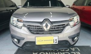 foto de Renault LOGAN CROSS INTENS 2023