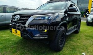 foto de Autos marca Toyota seminuevo modelo New Fortuner año 2022