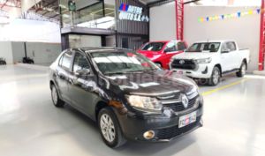 foto de Renault Logan Dynamique 2016