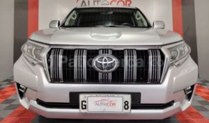 foto de Autos marca Toyota seminuevo modelo Land Cruiser Prado año 2021