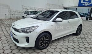 foto de Kia RIO LX 2021