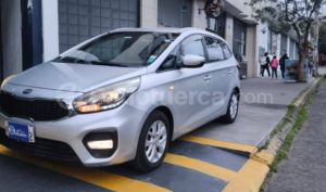 foto de Kia Carens R 2017
