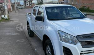 foto de Autos marca Chevrolet seminuevo modelo D-max Crdi 2.5 CD 4x4 TM Diesel año 2022