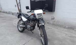 foto de Suzuki DR 200 2019