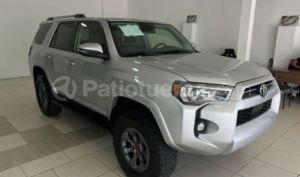 foto de Autos marca Toyota seminuevo modelo 4Runner SR5 año 2023