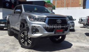 foto de Autos marca Toyota seminuevo modelo Hilux 2.8 CD 4X4 TA DIESEL año 2020